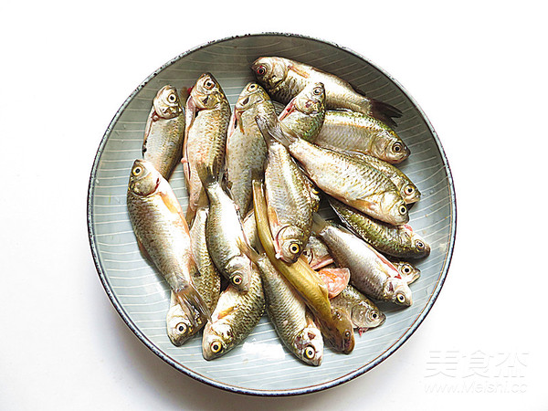 Bawang Supermarket丨mixed Fish Stewed Small Bean Cakes recipe