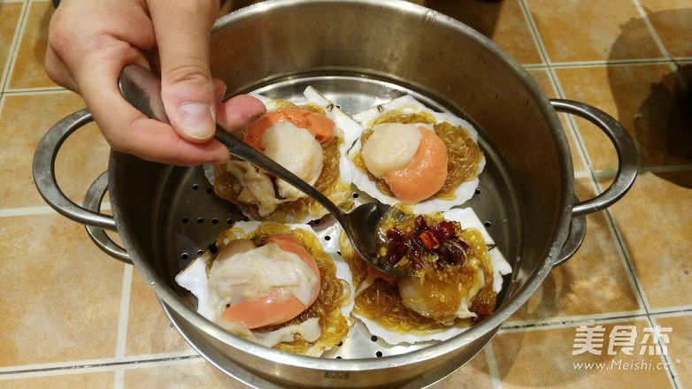 Scallops with Garlic Vermicelli recipe