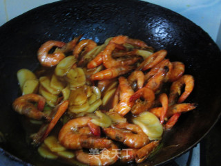 Braised Rice Cake with Shrimp in Oil recipe