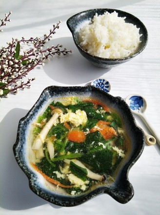 Spinach Tomato Mushroom Soup recipe