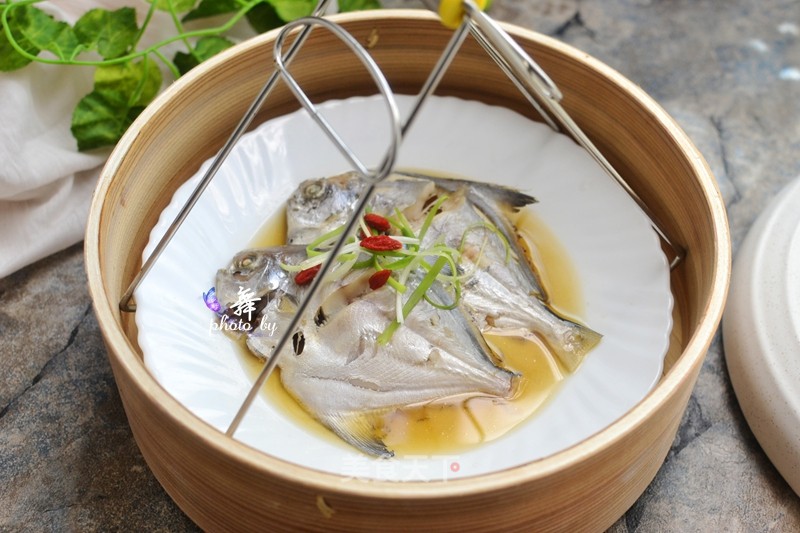 Steamed Pomfret recipe