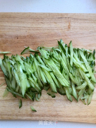 Jellyfish Head Mixed with Cucumber recipe