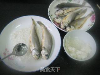 Steamed Yellow Croaker with Rice Wine recipe