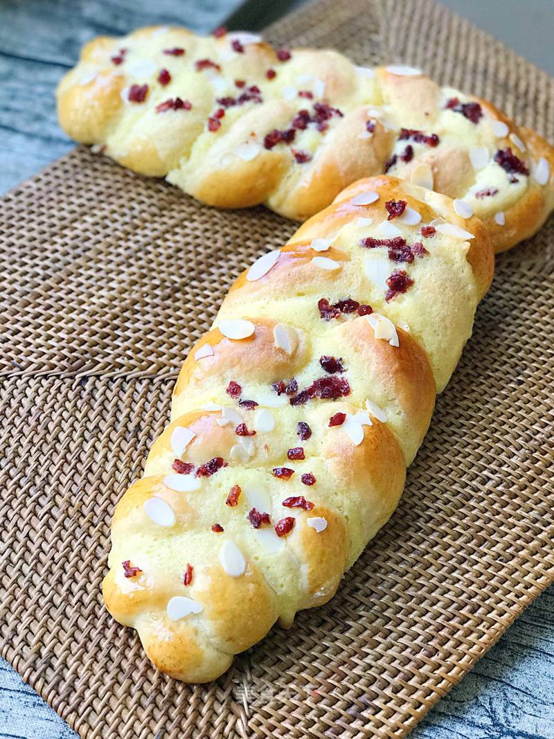 #aca Fourth Session Baking Contest# Making Pornographic Crispy Cranberry Braid Bag recipe