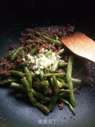 Stir-fried Carob (beef) recipe