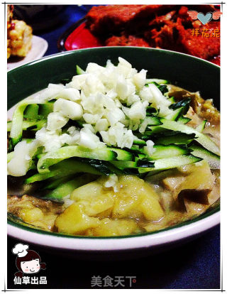 Dad's Old Beijing Kitchen (with Wine and Side Dishes)--mixed with Tomato Puree recipe