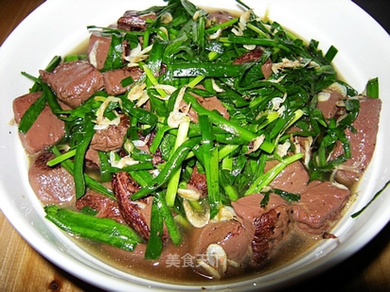 Stir-fried Pork Blood with Leeks recipe