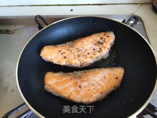 #trust之美#fried Salmon recipe