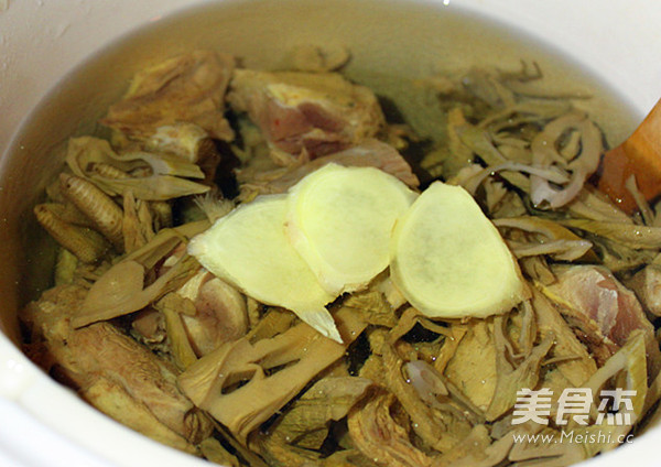 Dried Bamboo Shoots and Old Duck Taro Soup recipe