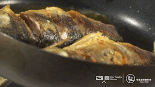 Four Chefs丨little Sugar Man Crucian recipe