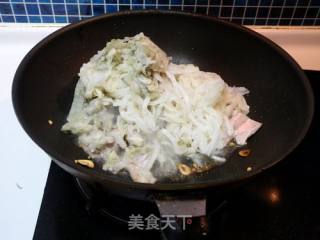 Pork Sauerkraut Stewed Vermicelli recipe