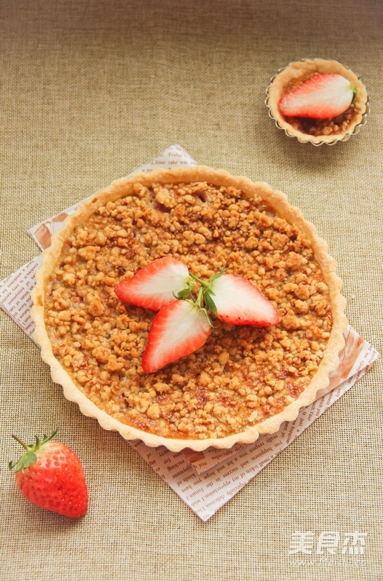 Crispy Strawberry Pie recipe
