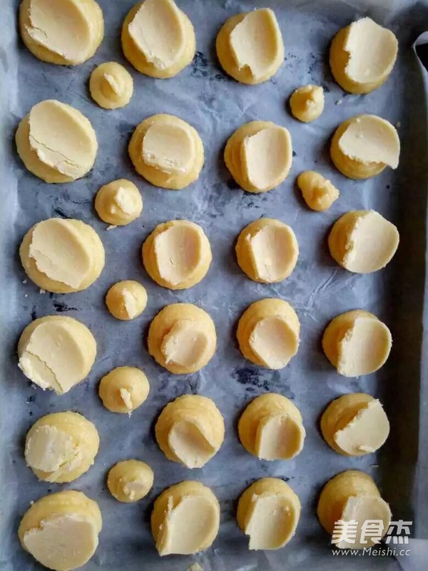 Lazy Making Meringue Puffs recipe