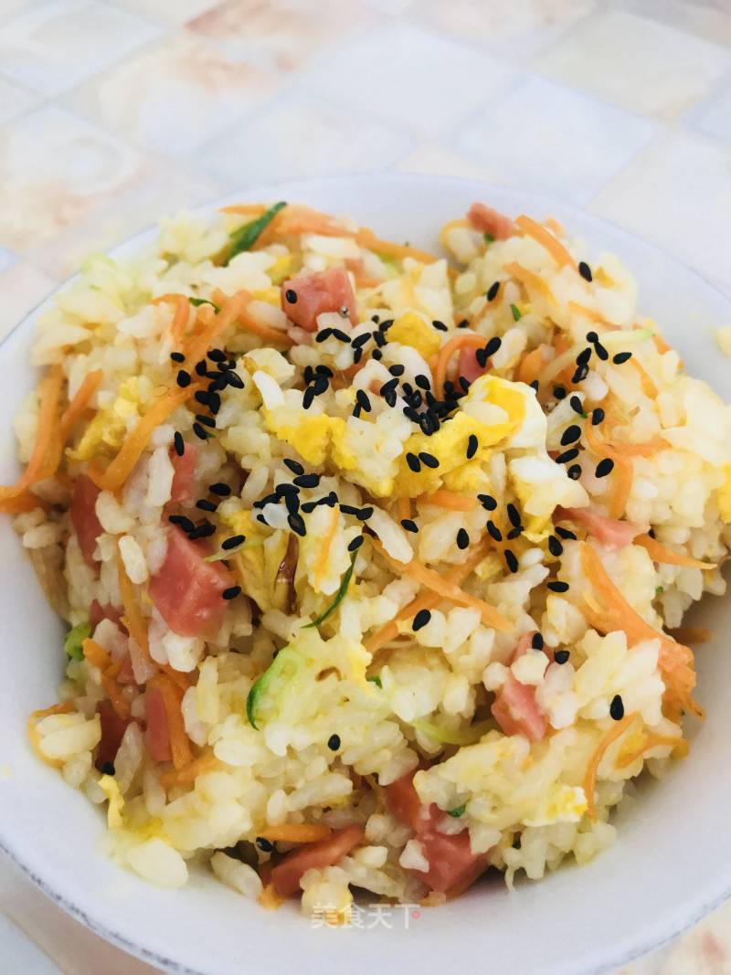 Colorful Soy Sauce Fried Rice recipe