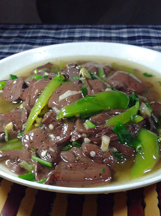 Stir-fried Pork Blood with Green Peppers recipe