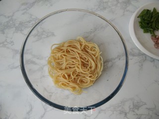 Pasta with Garlic and Black Pepper recipe