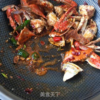 Stir-fried Sea Crab with Hang Pepper recipe