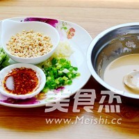 Hot and Sour Cold Noodles recipe