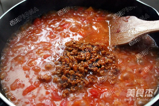 Tomato Beef Sauce recipe