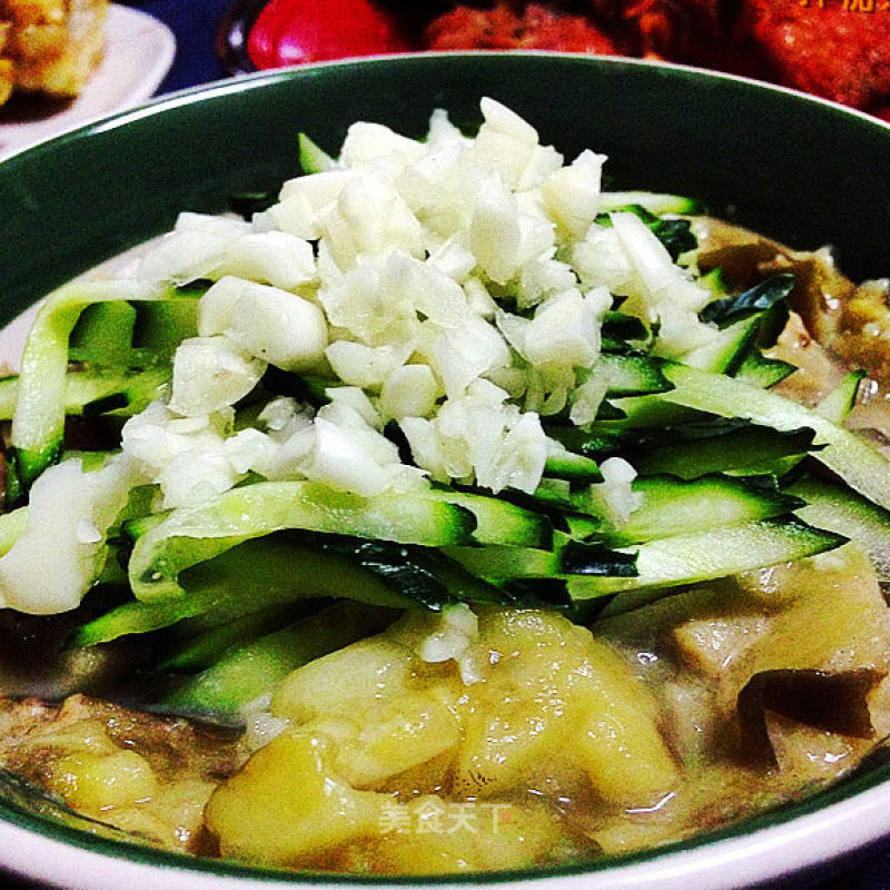 Dad's Old Beijing Kitchen (with Wine and Side Dishes)--mixed with Tomato Puree recipe