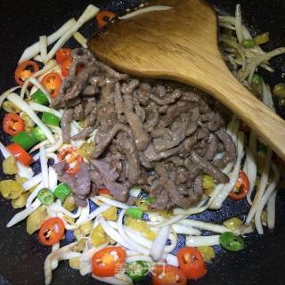 Stir-fried Beef with Eryngii Mushrooms recipe