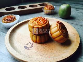 Reunion Moon Cakes recipe