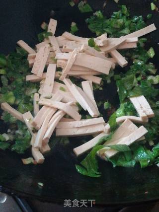Stir-fried Tofu with Radish recipe