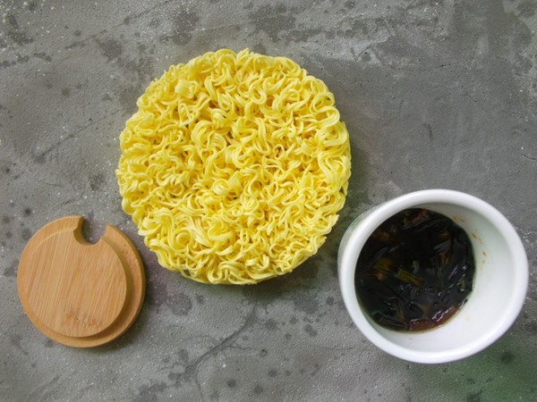 Scallion Noodles recipe