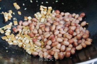 Stir-fried Peanuts with Dried Tofu recipe