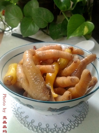 Vinegar Soy Sauce Chicken Feet recipe