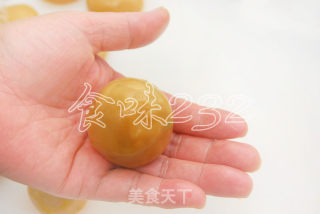 Cantonese Five-nen Moon Cake recipe