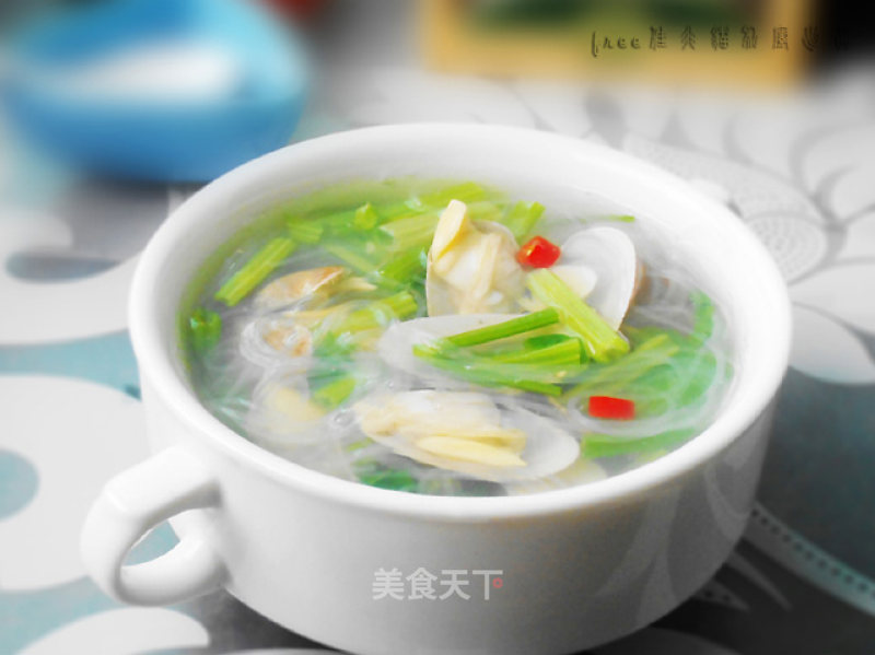 Celery Vermicelli Flower Clam Soup recipe