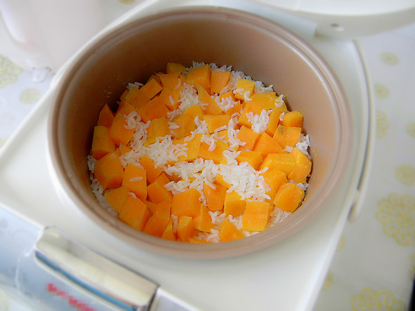 Sweet Potato Braised Rice recipe