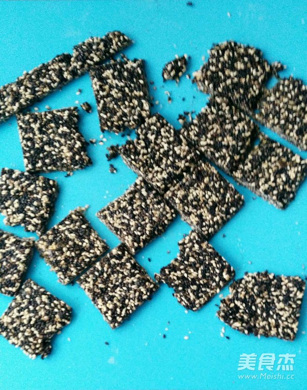 Sesame Crisp Candy recipe