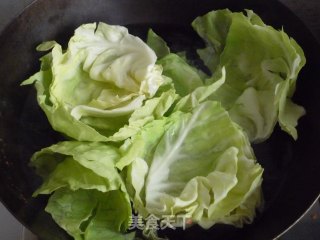Steamed Cabbage Roulade recipe