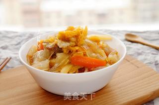 Cabbage and Pork Stewed Wide Noodles recipe