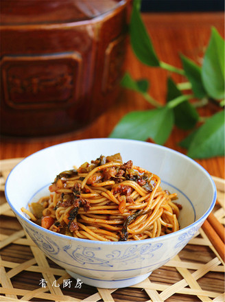 Laotan Pickled Cabbage and Beef Flavored Noodles recipe