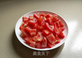 Stir-fried Enoki Mushrooms with Tomatoes recipe