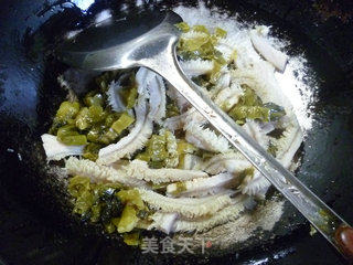 Stir-fried Tripe with Sauerkraut recipe