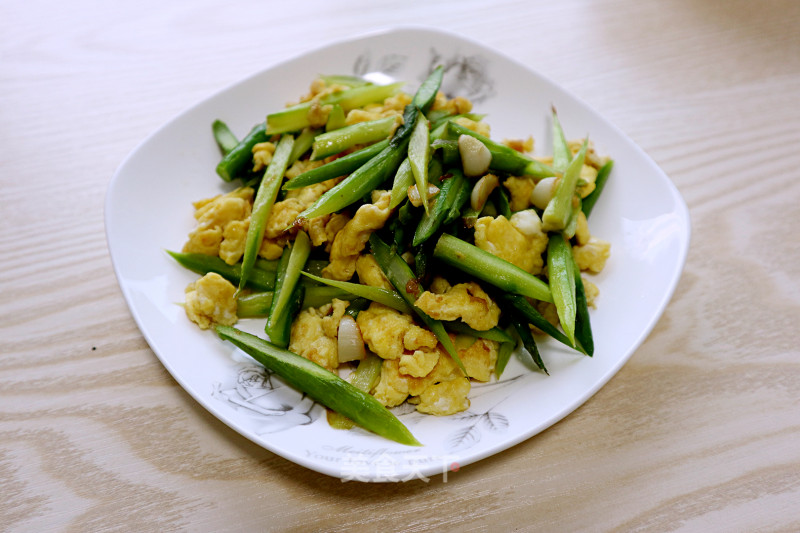 Asparagus Scrambled Eggs recipe