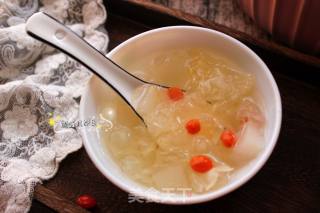 Tremella Pear Soup recipe