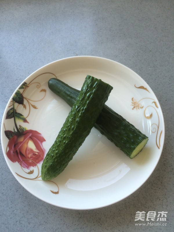 Dried Tofu Mixed with Cucumber Shreds recipe