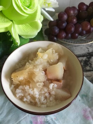 Fengshui Pear White Fungus Rice Soup recipe