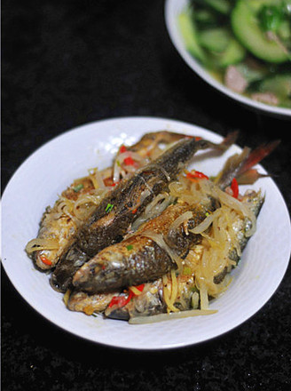 Braised Fish with Shredded Radish recipe