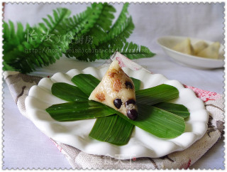 [yiru Private Health Staple Food] Use Zongzi to Convey Love---two-color Raisin Zongzi recipe