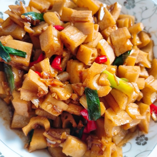 Family Kuaishou Dishes "small Stir-fried Lotus Roots" Super Rice recipe