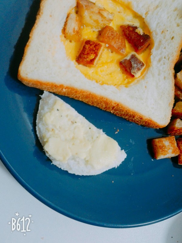 Toast & Avocado Sausage Sandwich & Omelette Sandwich recipe