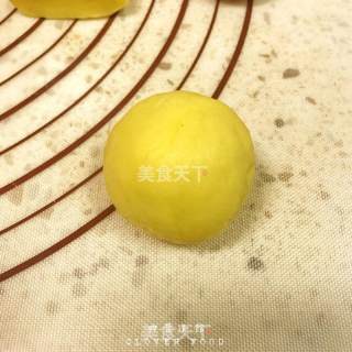 #柏翠大赛#lotus Paste Cake recipe