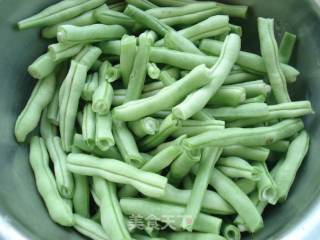 Stewed Potatoes with Beans recipe