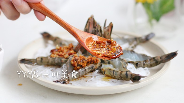 Steamed Vermicelli with Black Tiger Prawns in Xo Sauce recipe